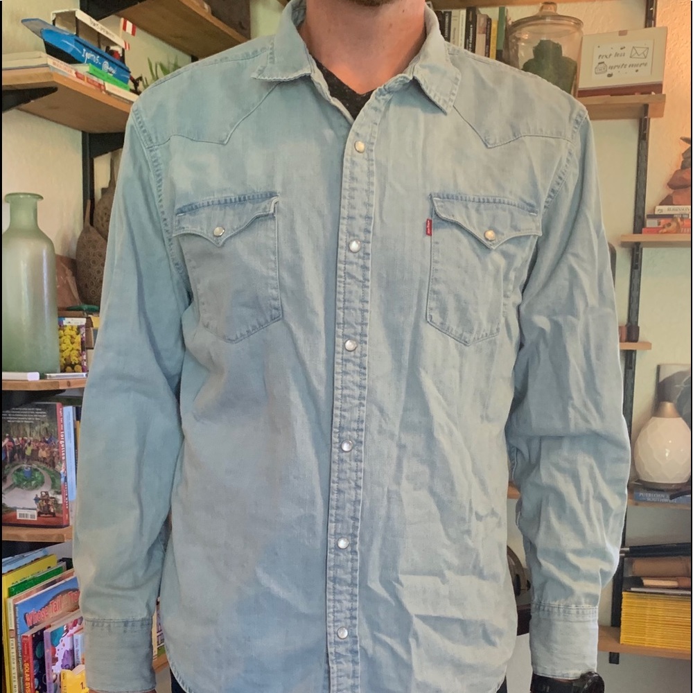 Levi’s denim pearl snap